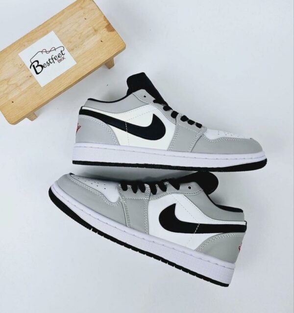 Air Jordan 1 Low SE