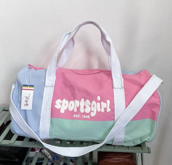 Sac de voyage-sport girl. / MINIMUM 5 pièces