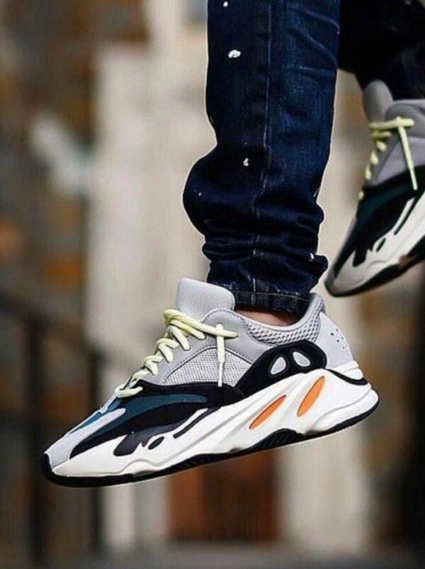 Yeezy 700 multicolore