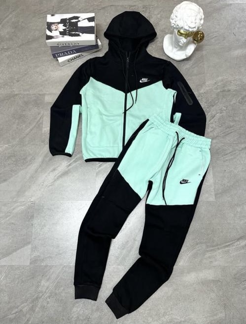 08af15da 3591 476c ba41 ea50a567e5cc