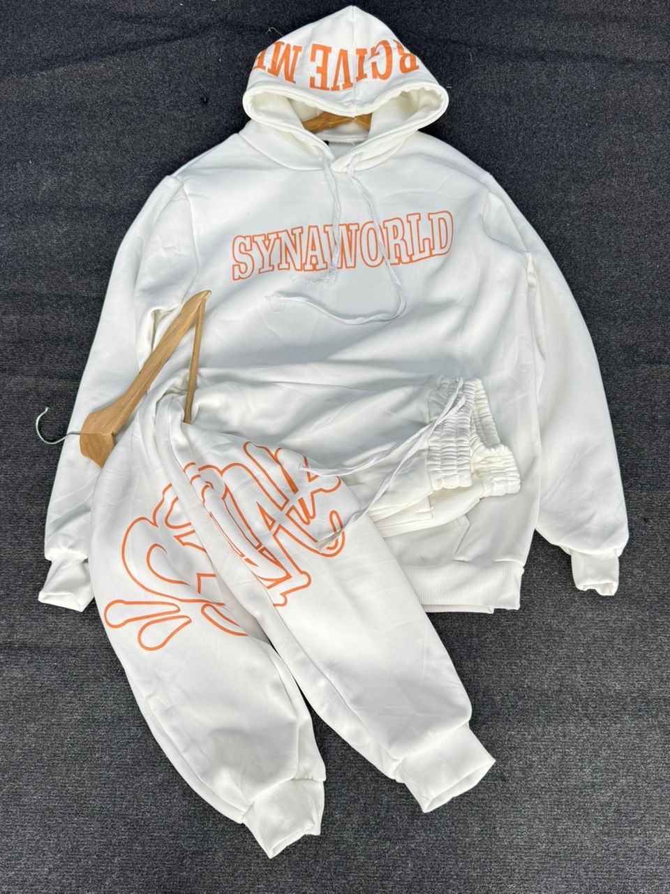 aaeff72f 79f2 4adc bb9a defa56fda1b0